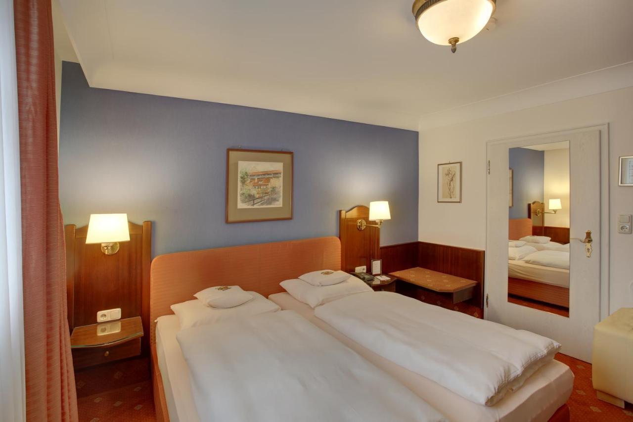 Hotel Brauereigasthof Landwehr-Braeu Reichelshofen Kültér fotó