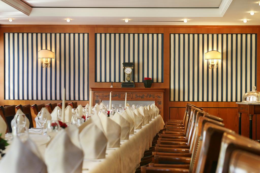 Hotel Brauereigasthof Landwehr-Braeu Reichelshofen Kültér fotó