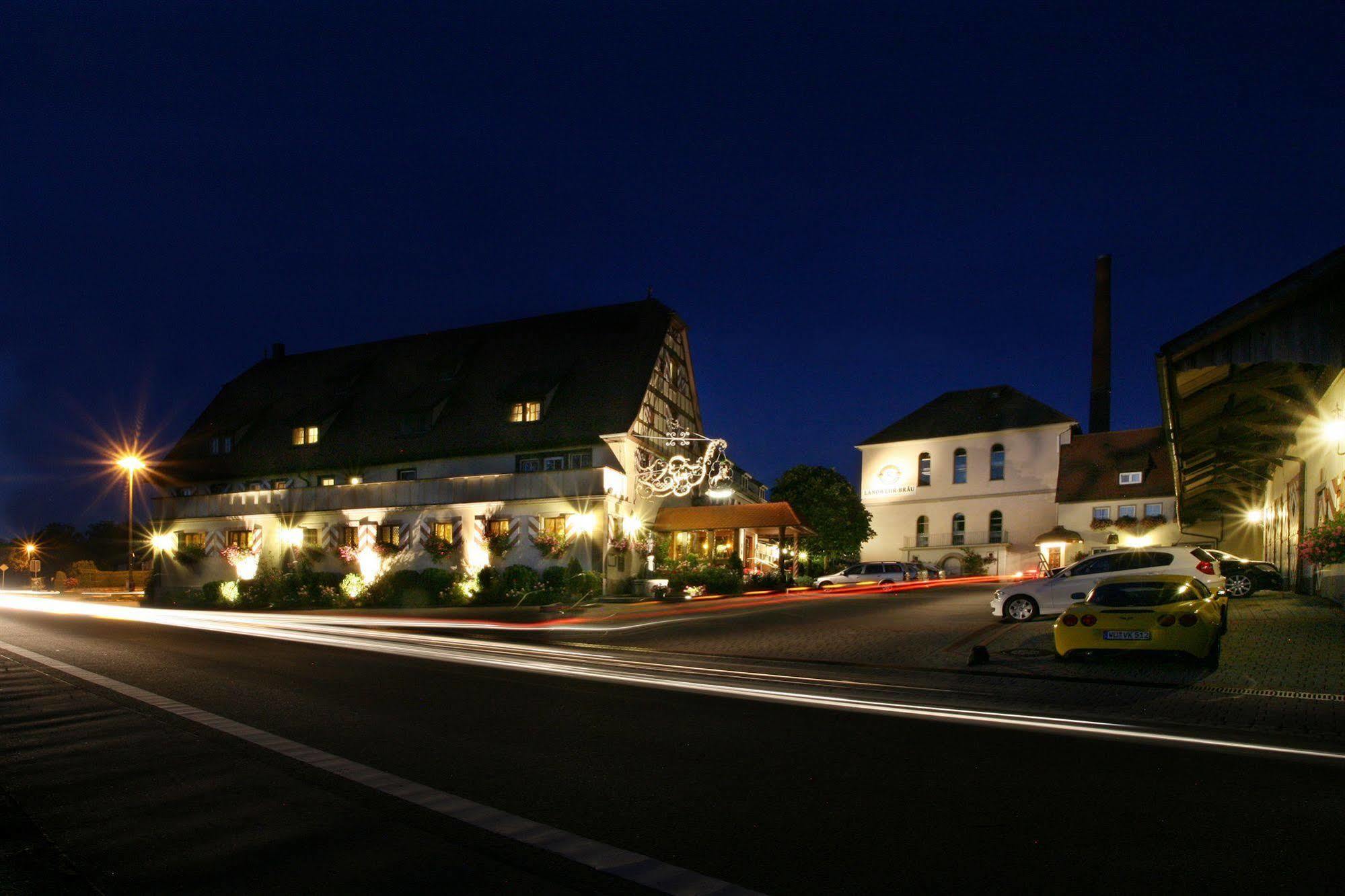 Hotel Brauereigasthof Landwehr-Braeu Reichelshofen Kültér fotó
